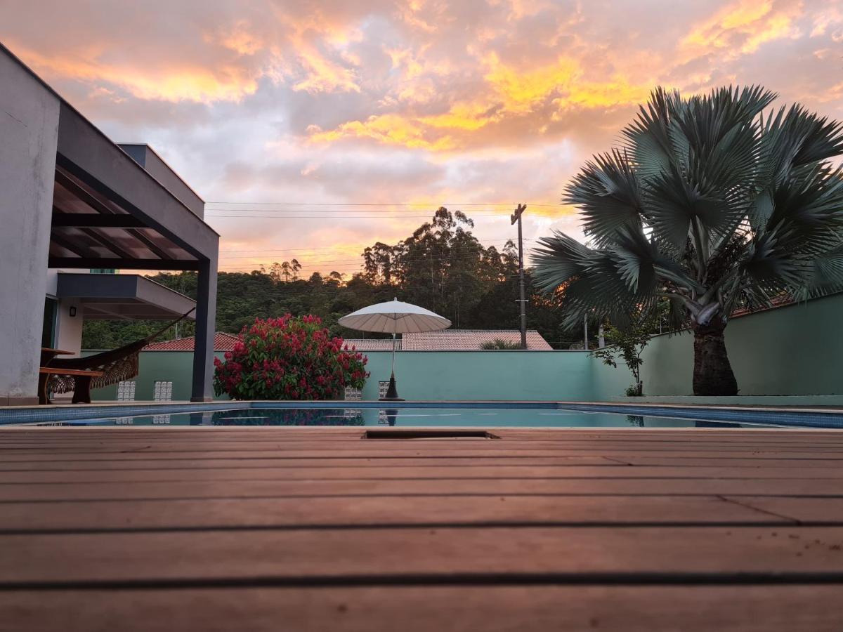 Lux House - Natureza - Piscina - Alto Padrao. Nova Trento Εξωτερικό φωτογραφία