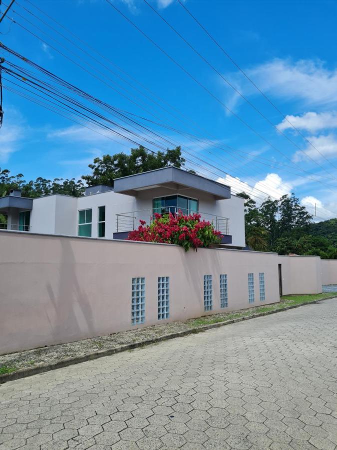 Lux House - Natureza - Piscina - Alto Padrao. Nova Trento Εξωτερικό φωτογραφία